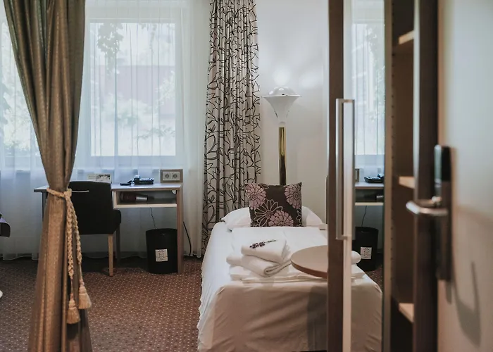 Hotel Cocoon Westbahnhof - Ehemals Boutiquehotel Stadthalle Vienna